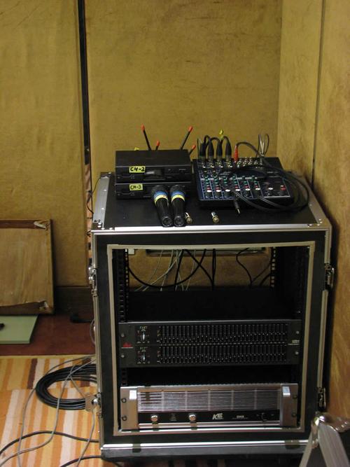 100平米多功能会议室音响设备